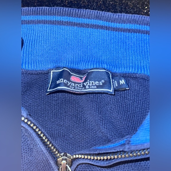 Vineyard Vines Pullover Sweater Boys Size Medium Navy 1/4 Zip - Picture 3 of 3